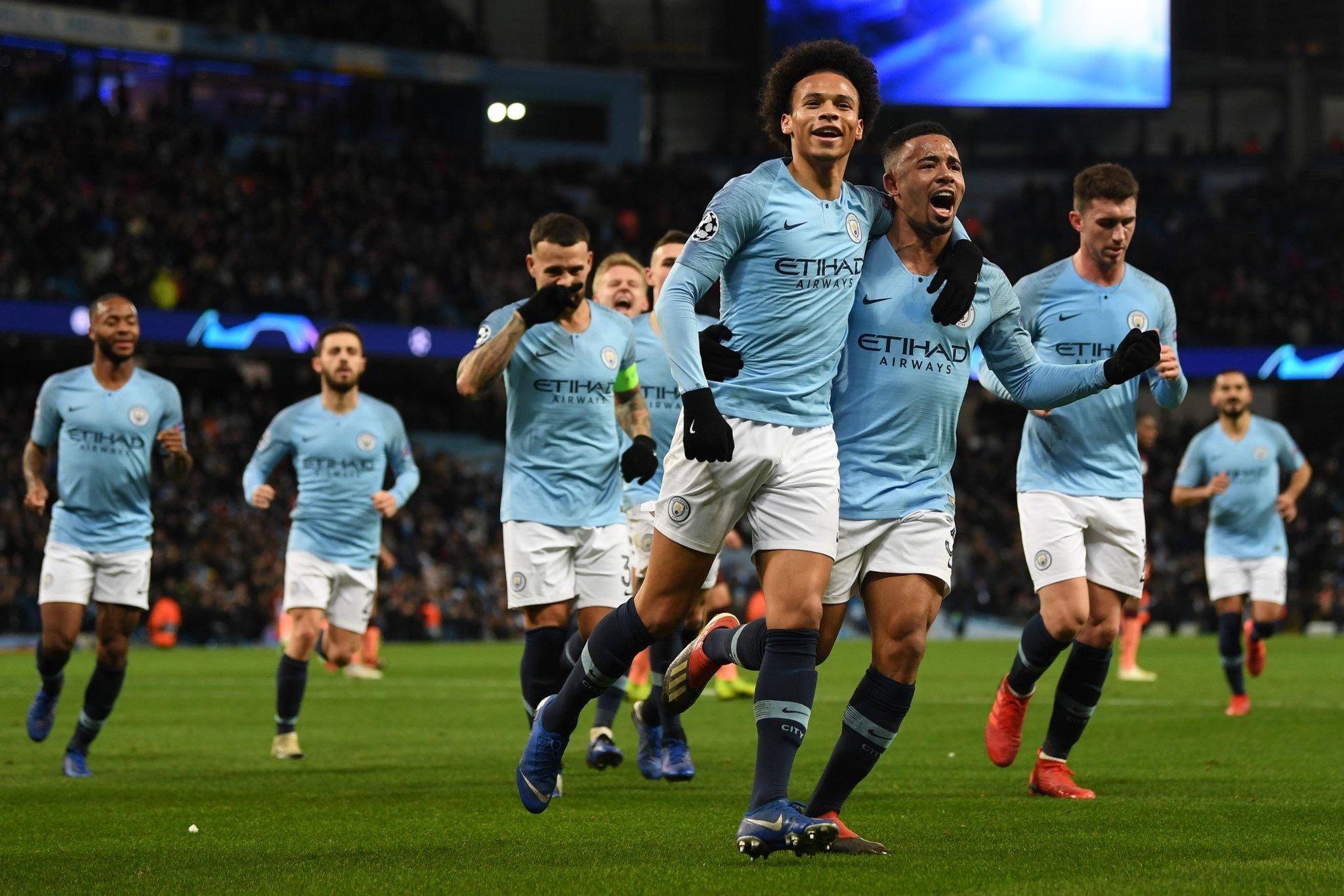 足球的飞速 足球的飞速