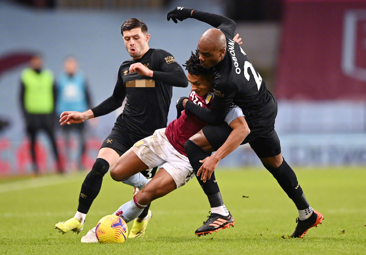 在进攻端更 在进攻端更